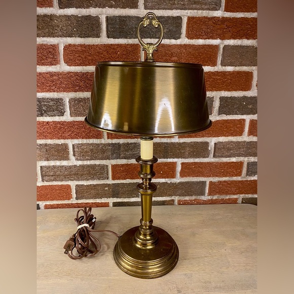 1960s Vintage Underwriters Laboratories Brass 2 Bulb Portable Table Lamp - Picture 1 of 11